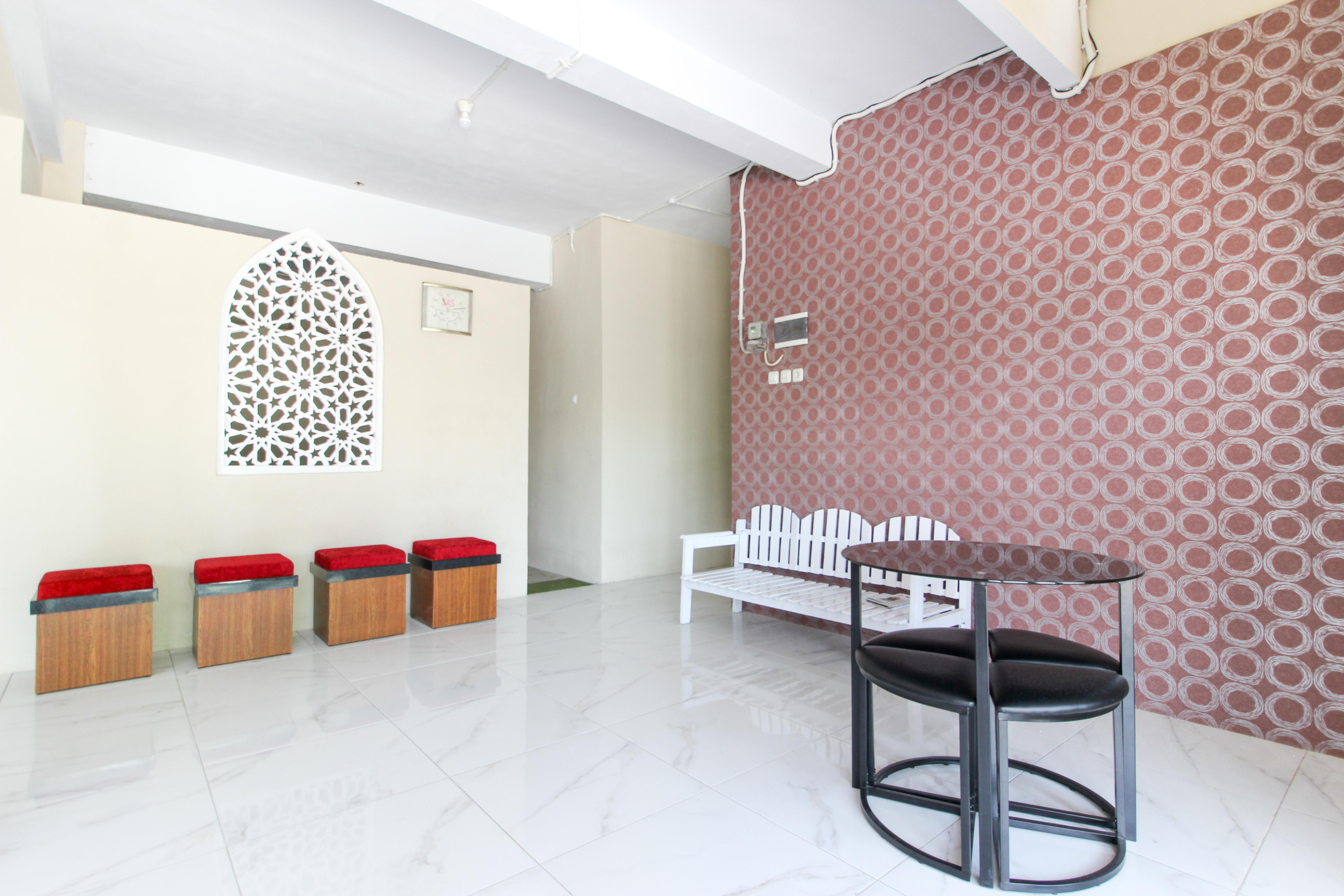 Reddoorz Near Jogja Kembali Monument 3 Hotel Kalasan Exterior photo